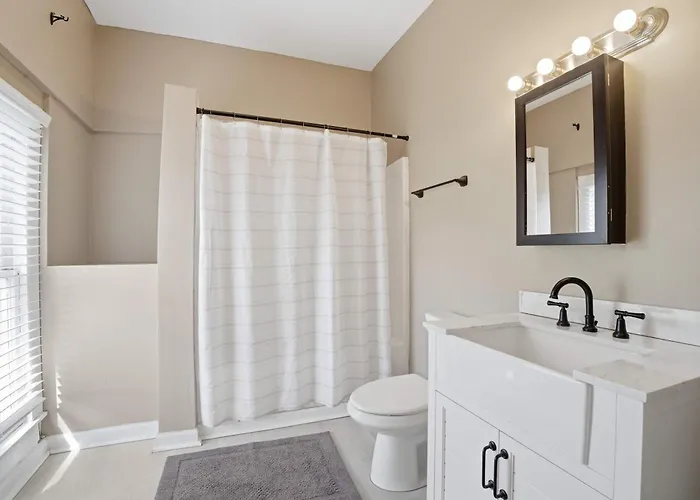 Group-ready - 7 Beds In